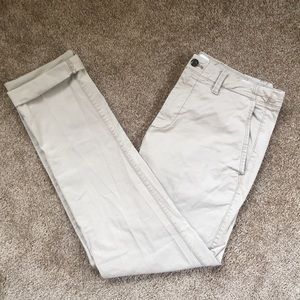 Gap slim chino pants in light tan size 32x34